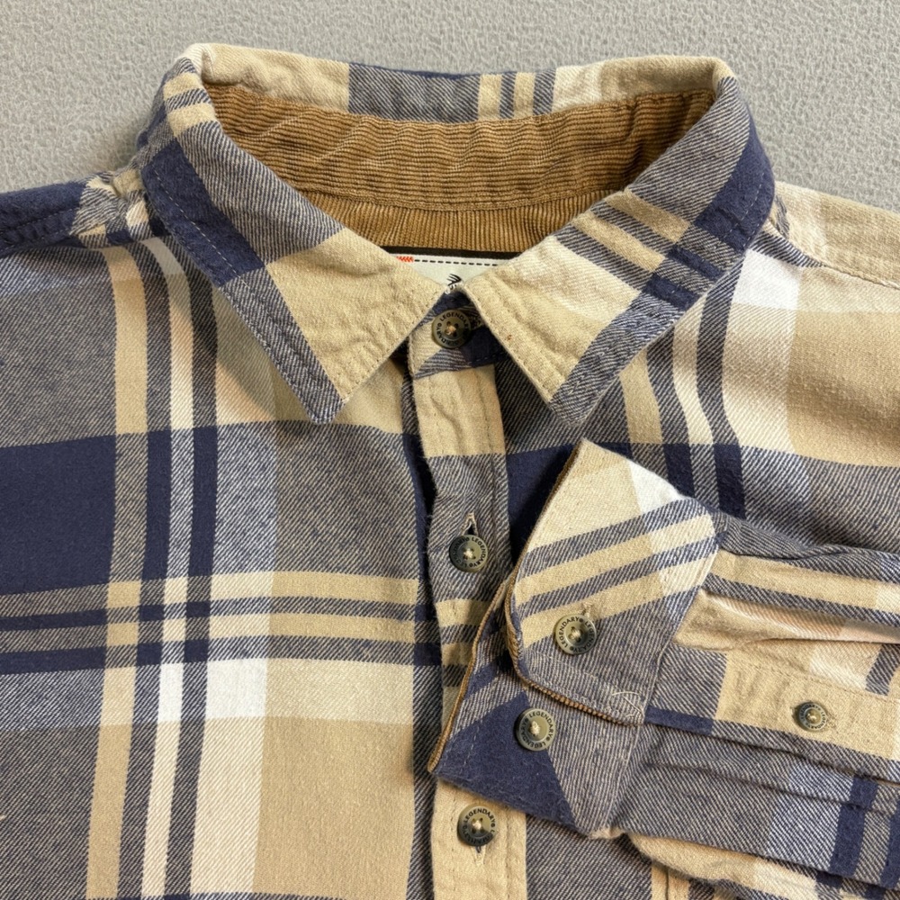 Legendary Whitetails Buck Camp Large Blue Tan Plaid Flannel Button Down Shirt - Picture 3 of 8